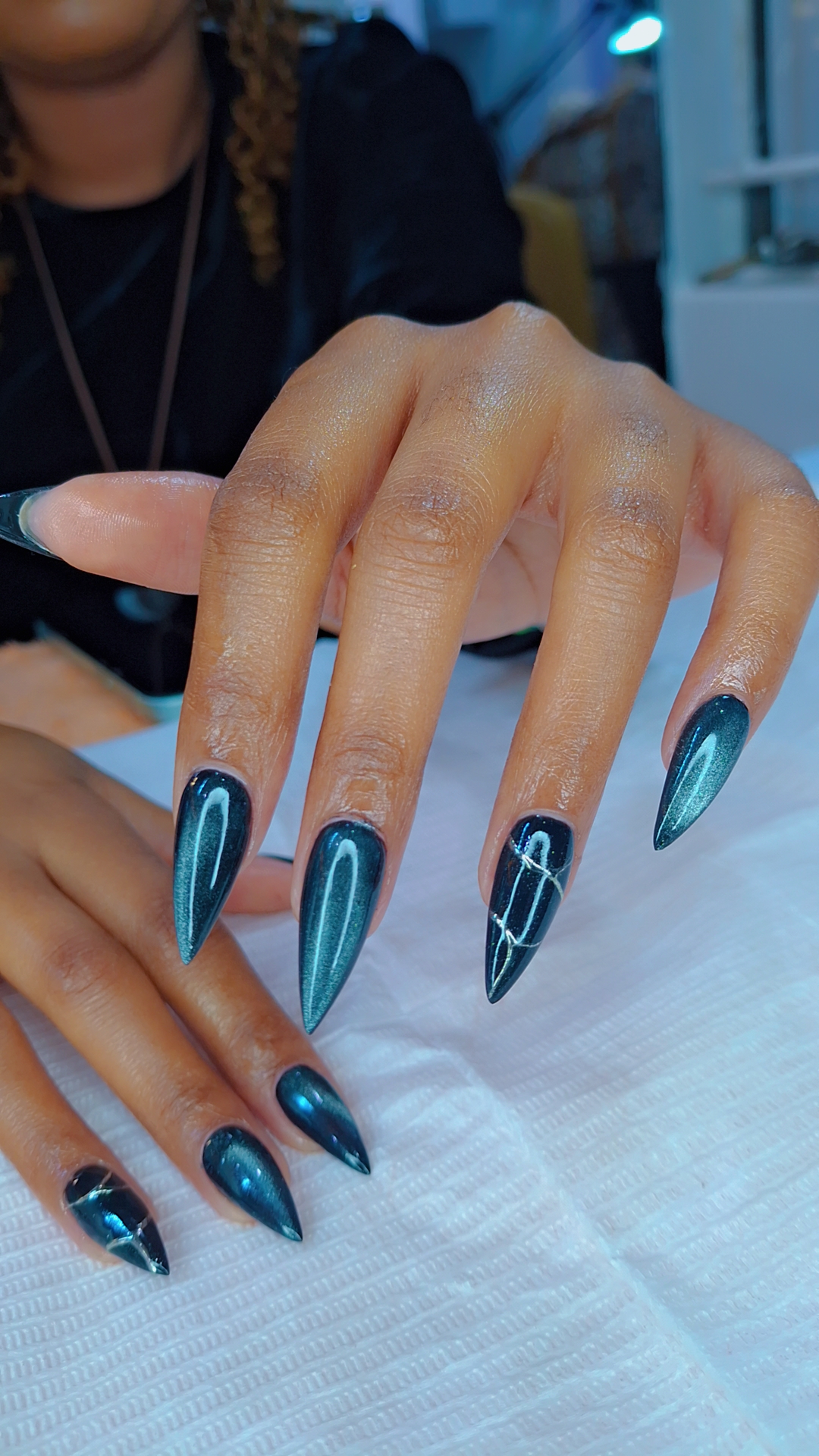NAIL TIPS/EXTENSIONS